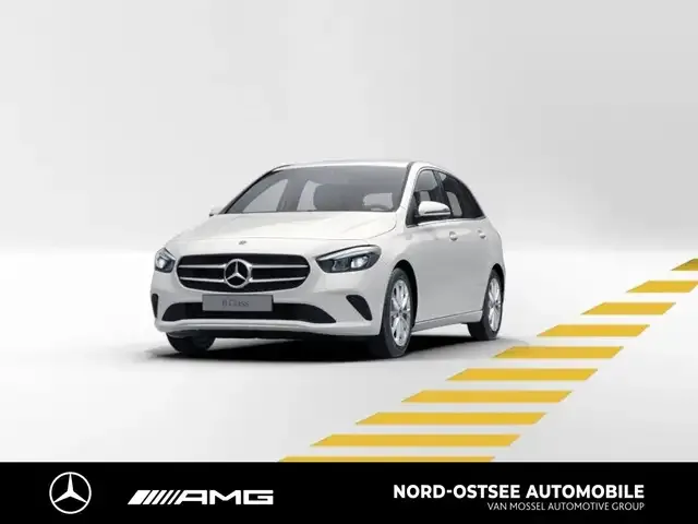 Mercedes-Benz B 220