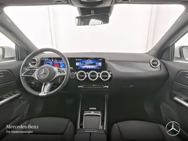 Mercedes-Benz EQA 300
