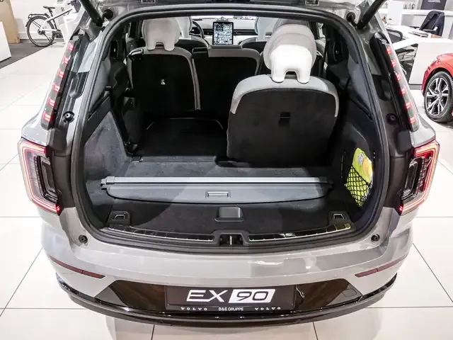 Volvo EX90