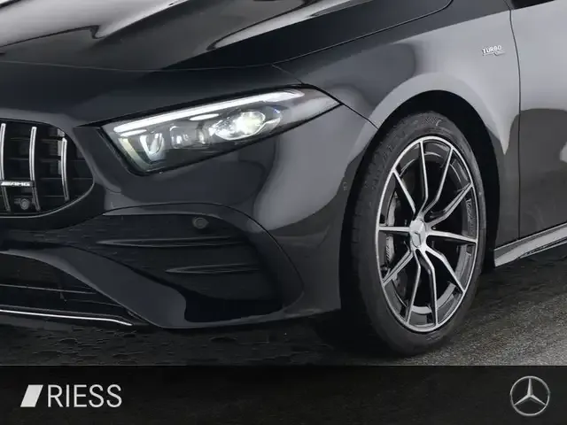Mercedes-Benz A 35 AMG