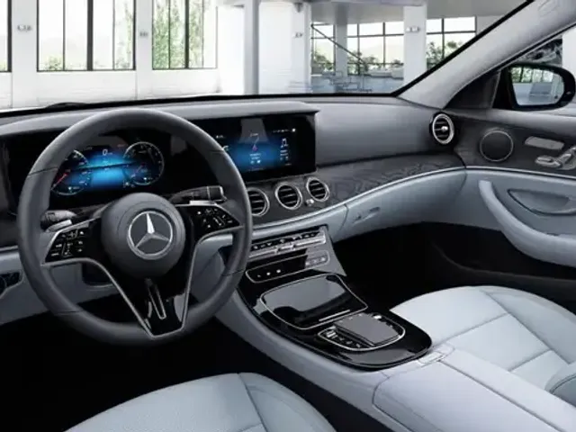Mercedes-Benz E 300