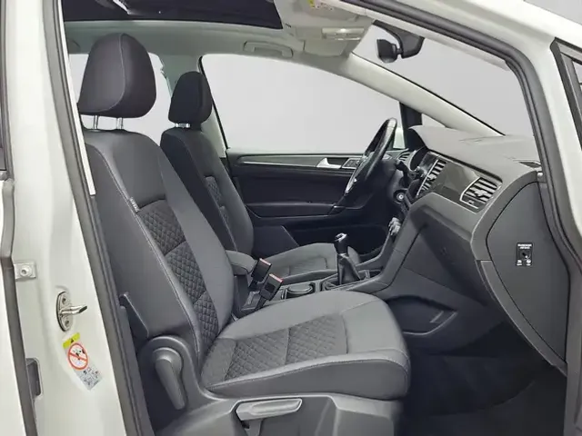 Volkswagen Golf Sportsvan