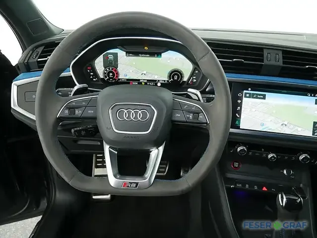 Audi RS Q3