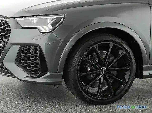 Audi RS Q3