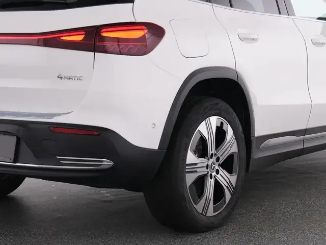 Mercedes-Benz EQA 300