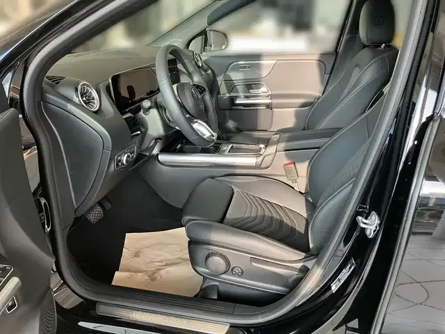 Mercedes-Benz GLA 180