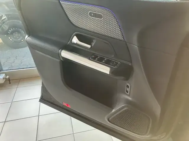 Mercedes-Benz GLA 180