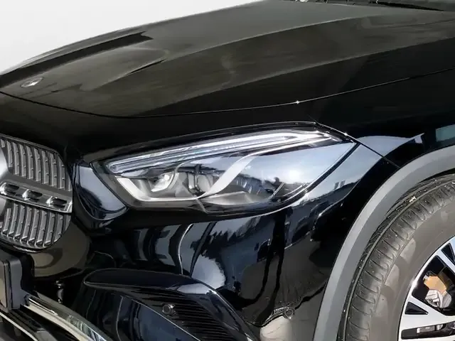 Mercedes-Benz GLA 180