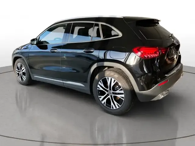 Mercedes-Benz GLA 180