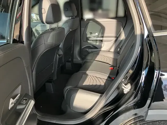 Mercedes-Benz GLA 180