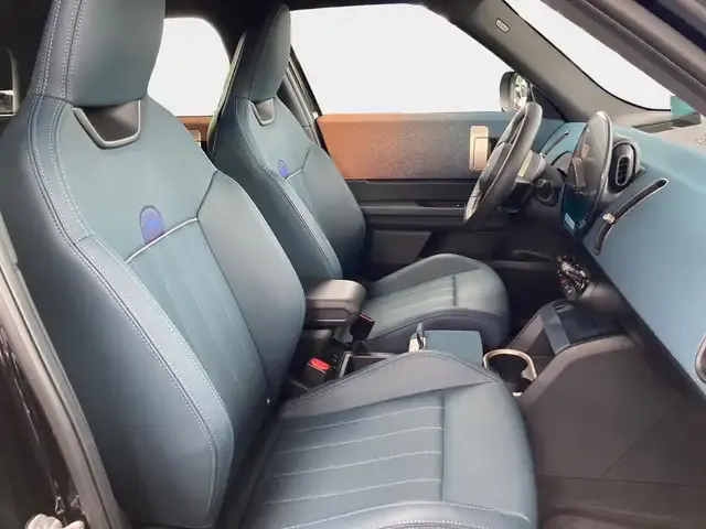 MINI Cooper SE Countryman