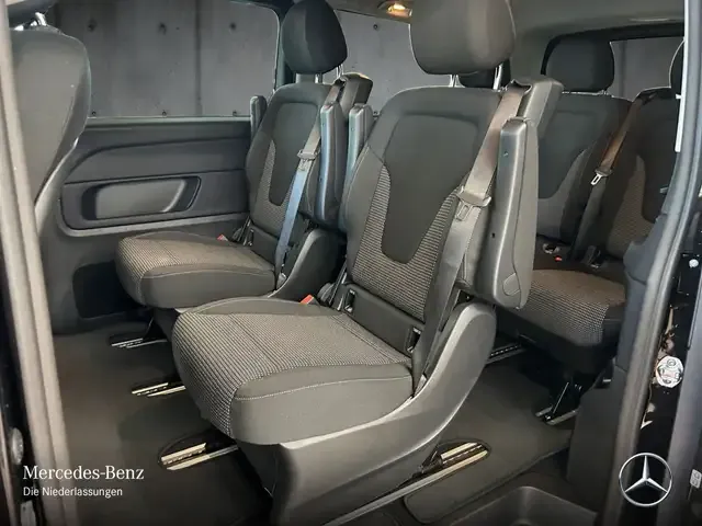 Mercedes-Benz V 250