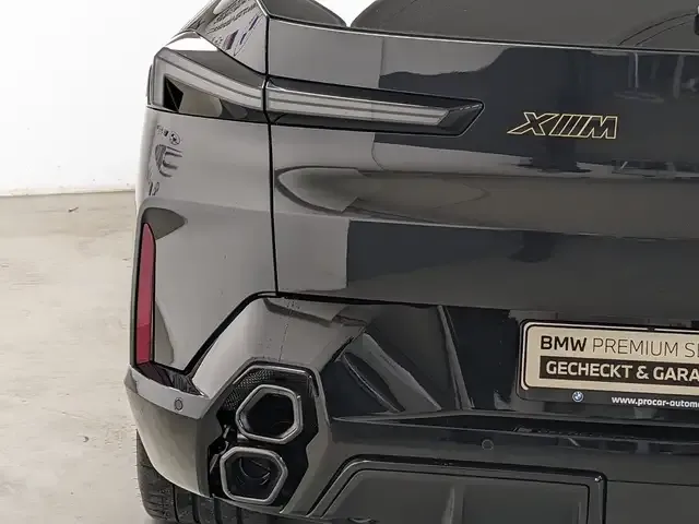 BMW XM