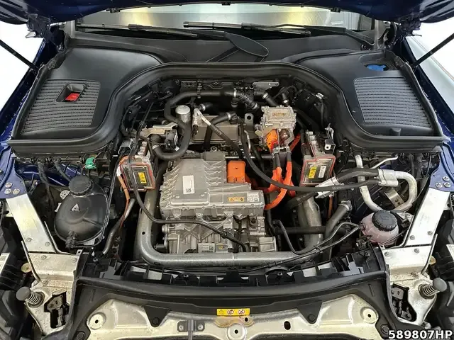 Mercedes-Benz EQC 400