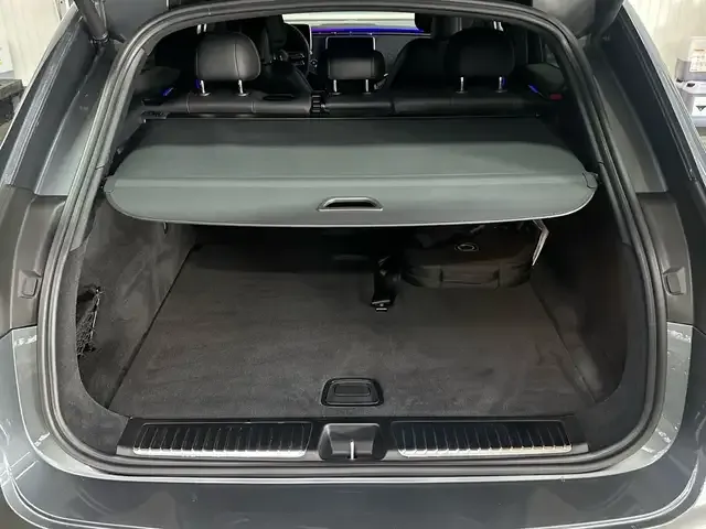 Mercedes-Benz EQE 350