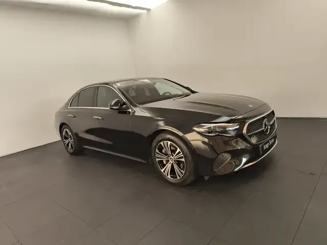 Mercedes-Benz E 220