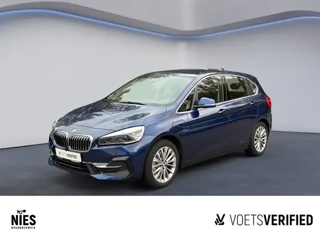 BMW 225