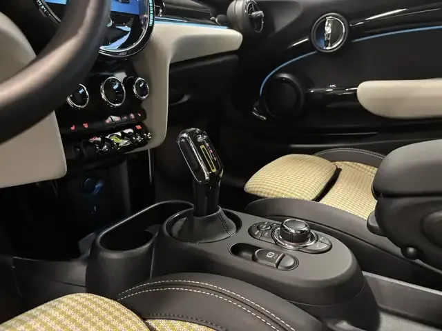 MINI Cooper SE