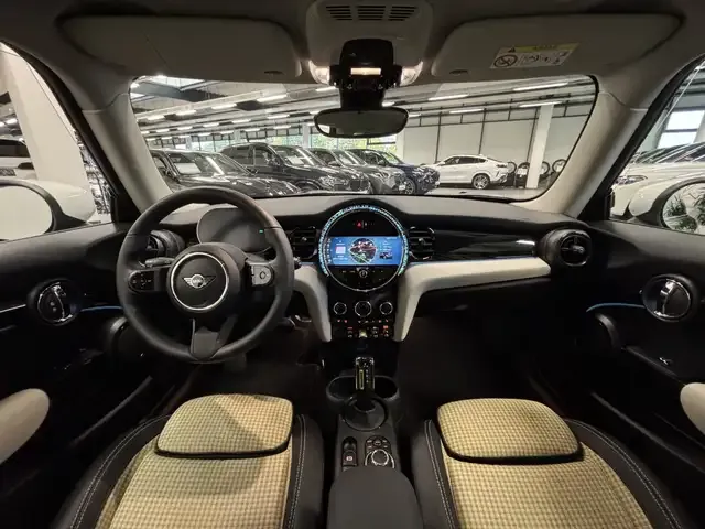 MINI Cooper SE