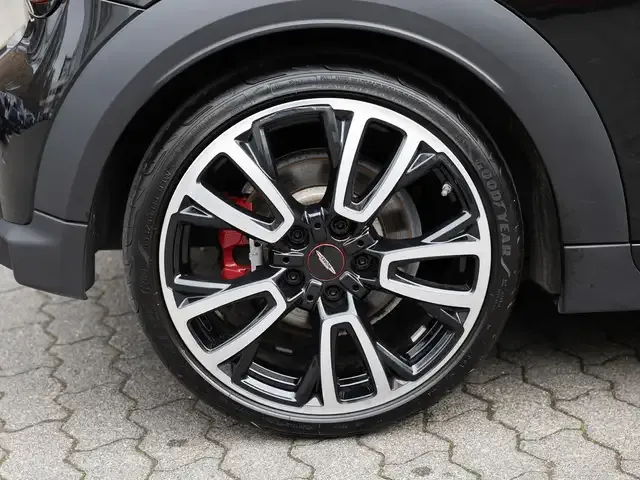 MINI John Cooper Works Cabrio