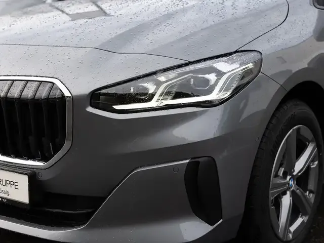 BMW 216