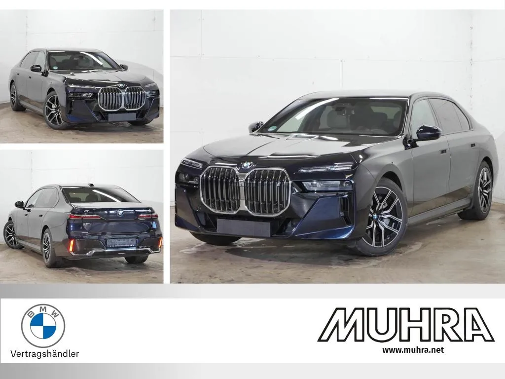 BMW i7