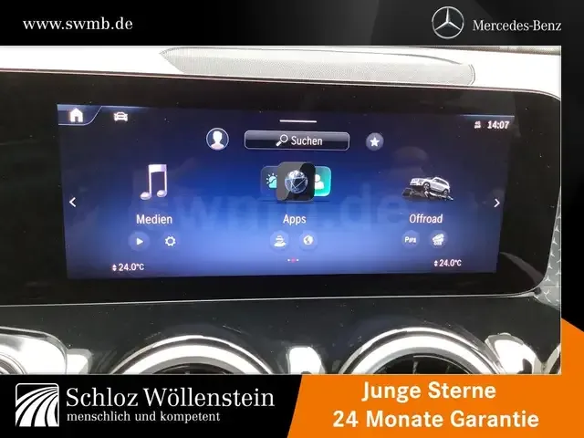 Mercedes-Benz GLB 220