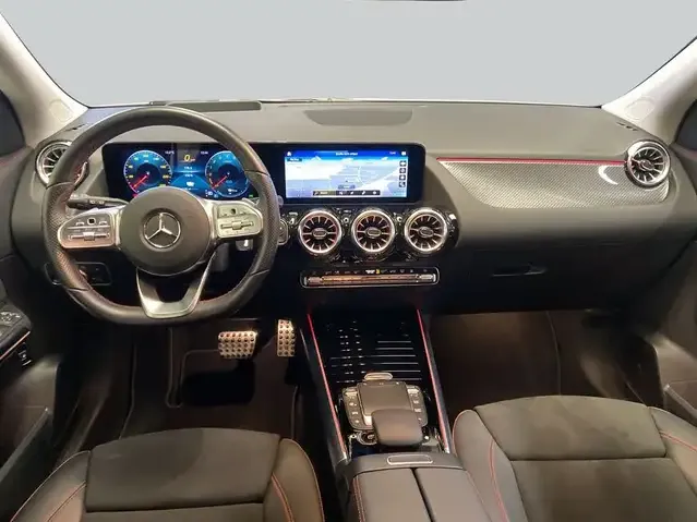 Mercedes-Benz GLA 250