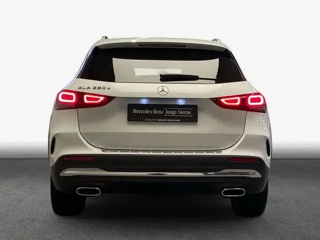 Mercedes-Benz GLA 250
