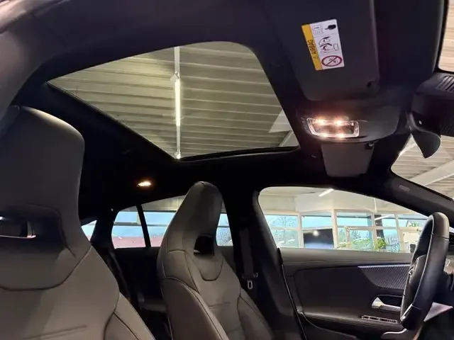 Mercedes-Benz CLA 180