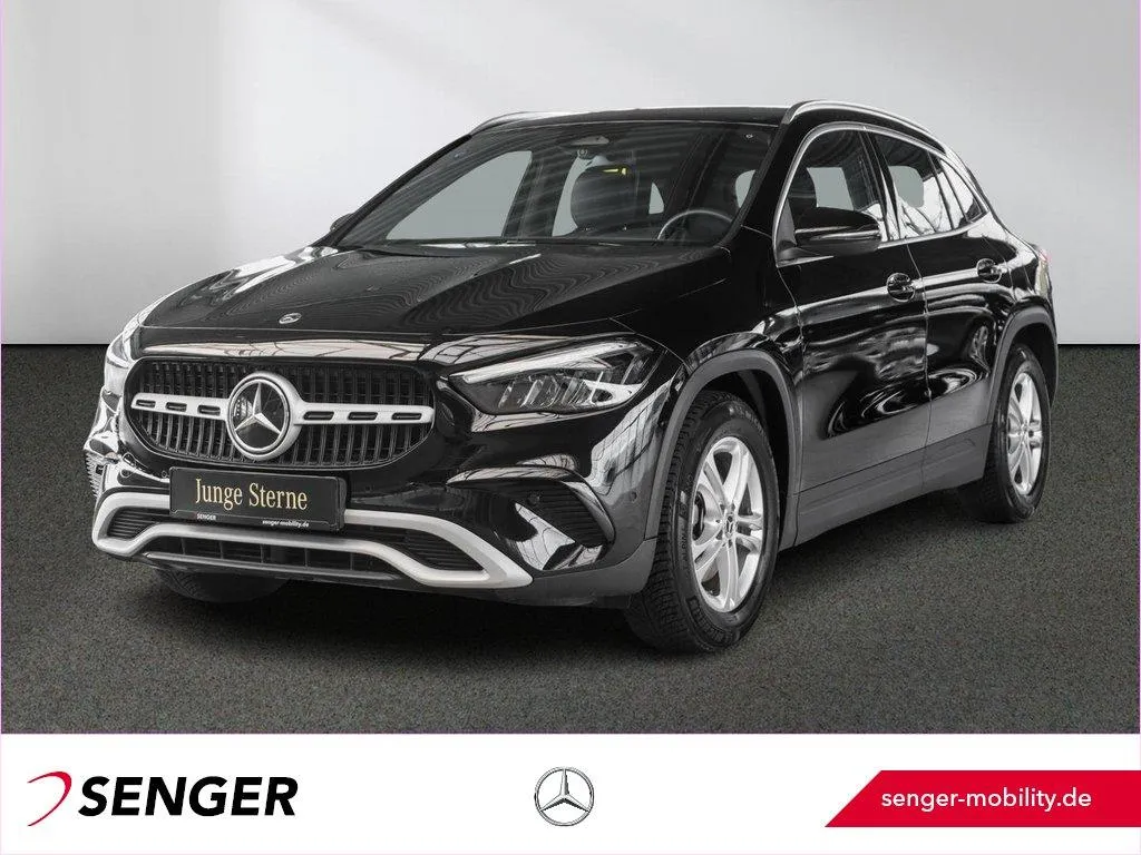 Mercedes-Benz GLA 200