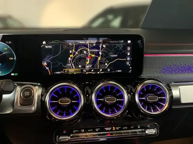 Mercedes-Benz EQB 250