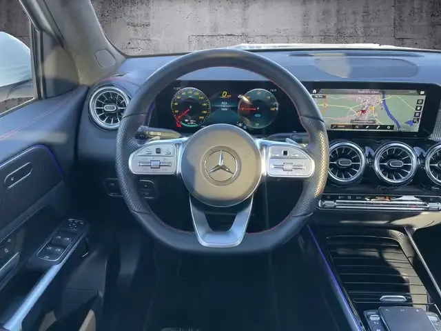 Mercedes-Benz EQB 250