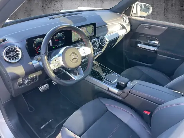 Mercedes-Benz EQB 250