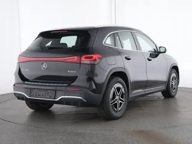 Mercedes-Benz EQA 300