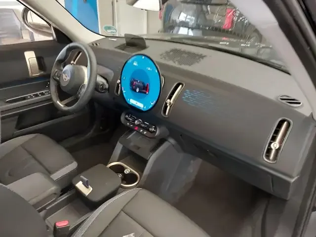 MINI One D Countryman