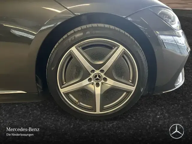 Mercedes-Benz EQE 350