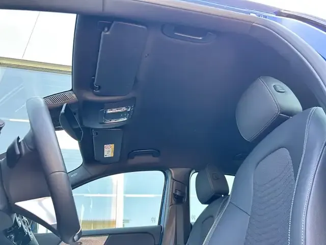 Mercedes-Benz GLA 220