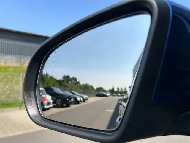 Mercedes-Benz GLA 220