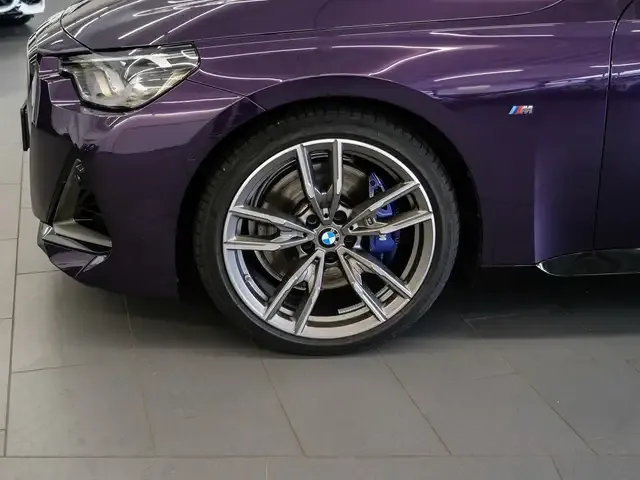BMW 240