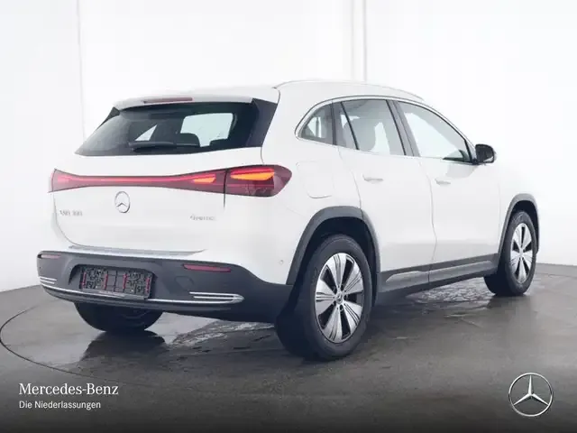 Mercedes-Benz EQA 300