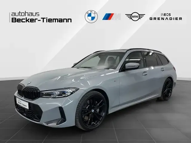 BMW 330