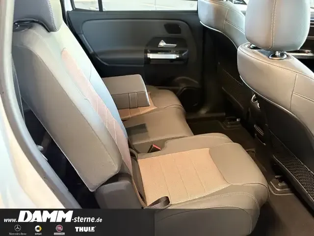 Mercedes-Benz EQB 300