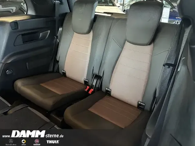 Mercedes-Benz EQB 300