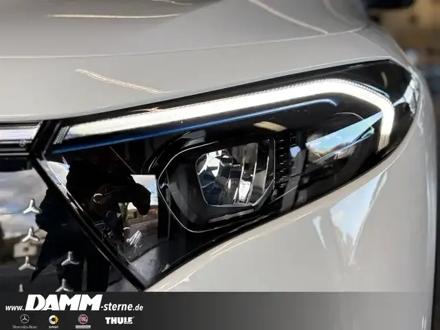 Mercedes-Benz EQB 300