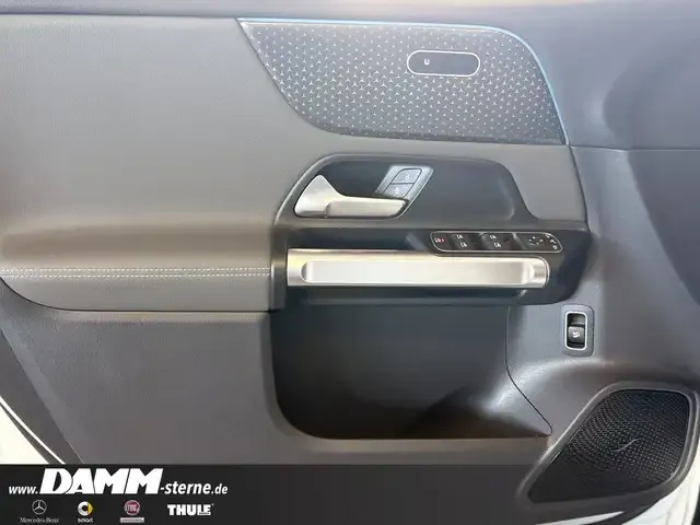 Mercedes-Benz EQB 300