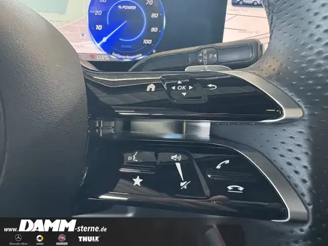 Mercedes-Benz EQB 300