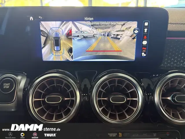 Mercedes-Benz EQB 300