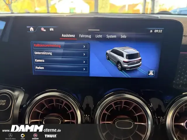 Mercedes-Benz EQB 300