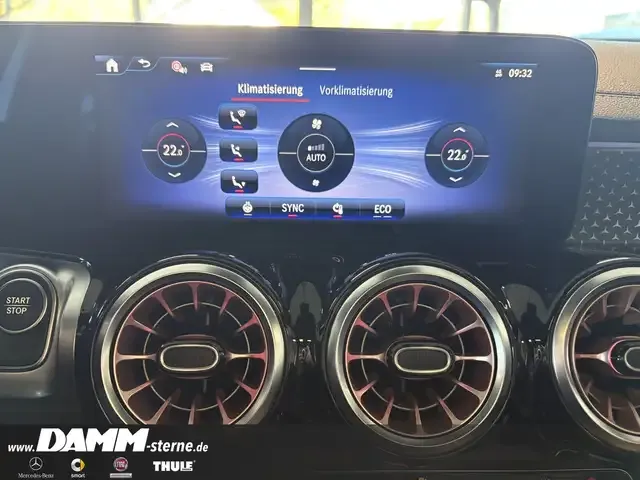 Mercedes-Benz EQB 300